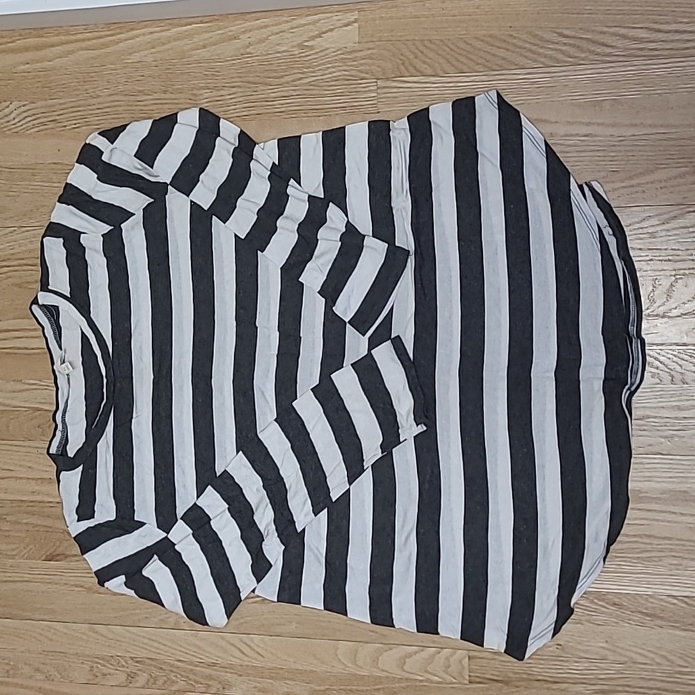 Baseball hem stripe tee
